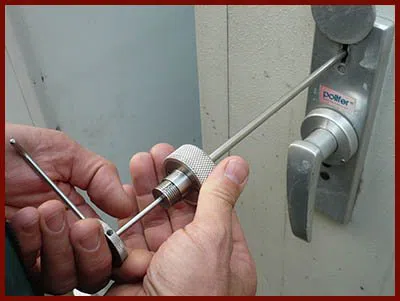 Locksmith Lock Store Fort Pierce, FL 772-217-5667 - 5-lock-opening